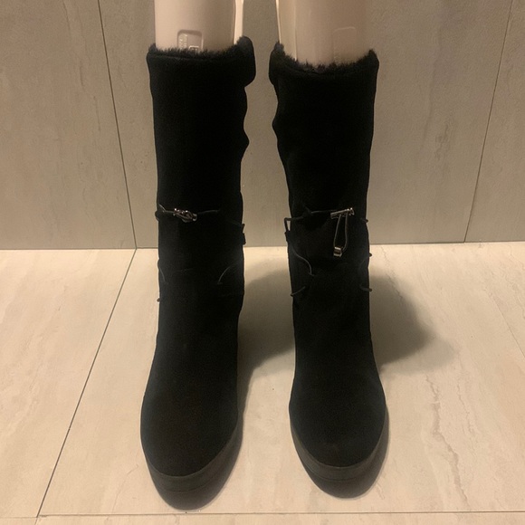 H by Halston Women's Black Leather Comfy Helled Boots Size 10M - Picture 1 of 12